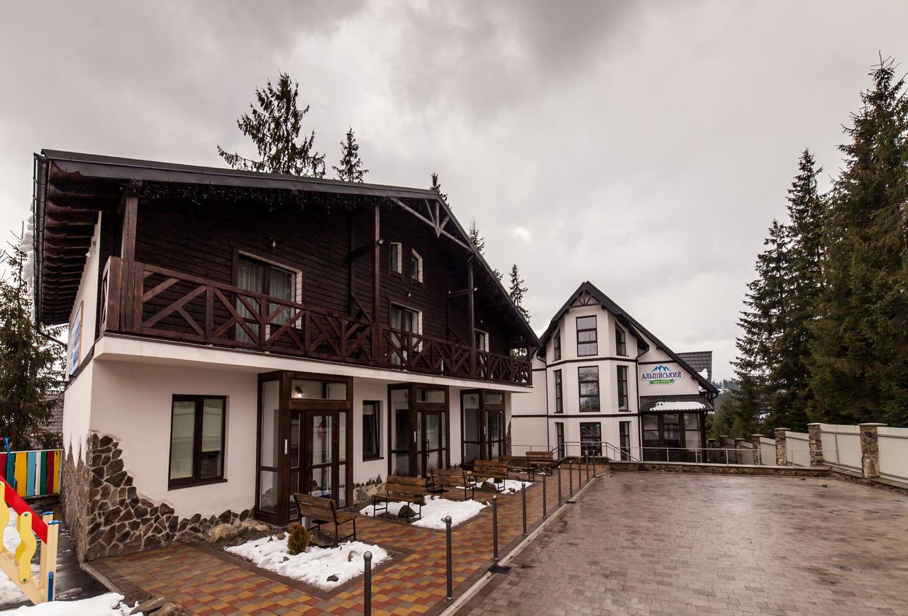 Alpiyskiy Jablunytsja Rom bilde